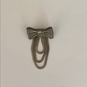 🎀 Bow pin